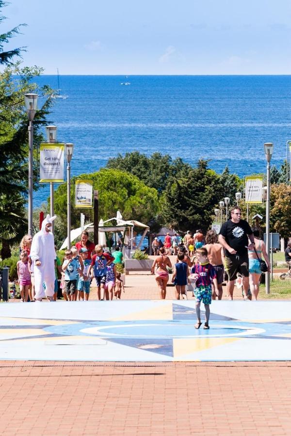 Adriamar Mobile Homes In Camping Park Umag Buitenkant foto