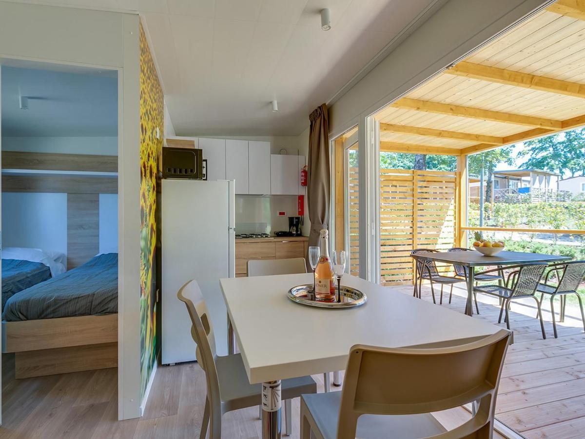 Adriamar Mobile Homes In Camping Park Umag Buitenkant foto