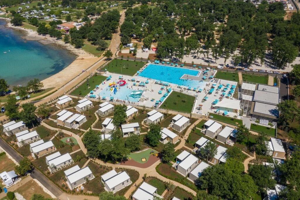 Adriamar Mobile Homes In Camping Park Umag Buitenkant foto