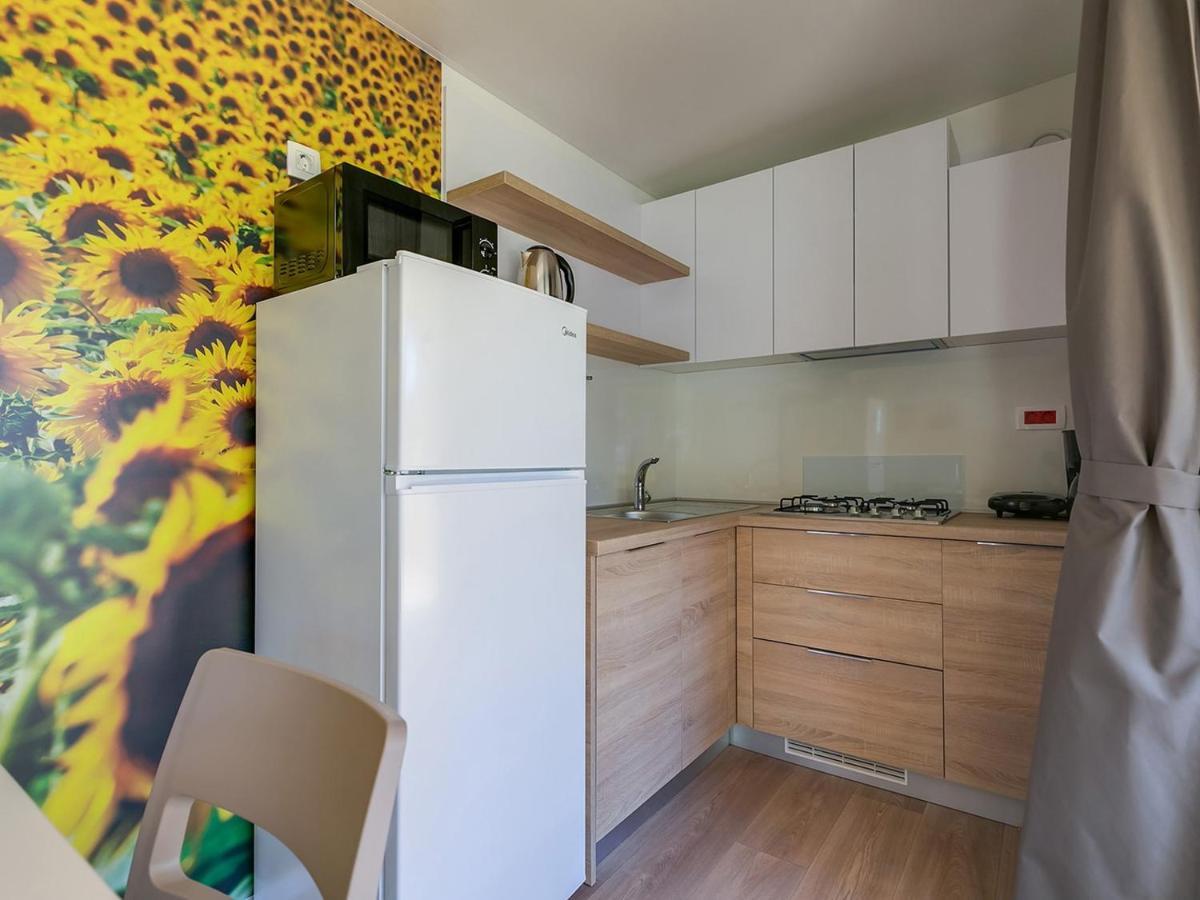 Adriamar Mobile Homes In Camping Park Umag Buitenkant foto