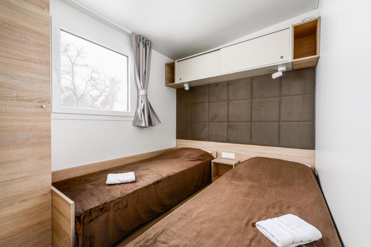Adriamar Mobile Homes In Camping Park Umag Buitenkant foto