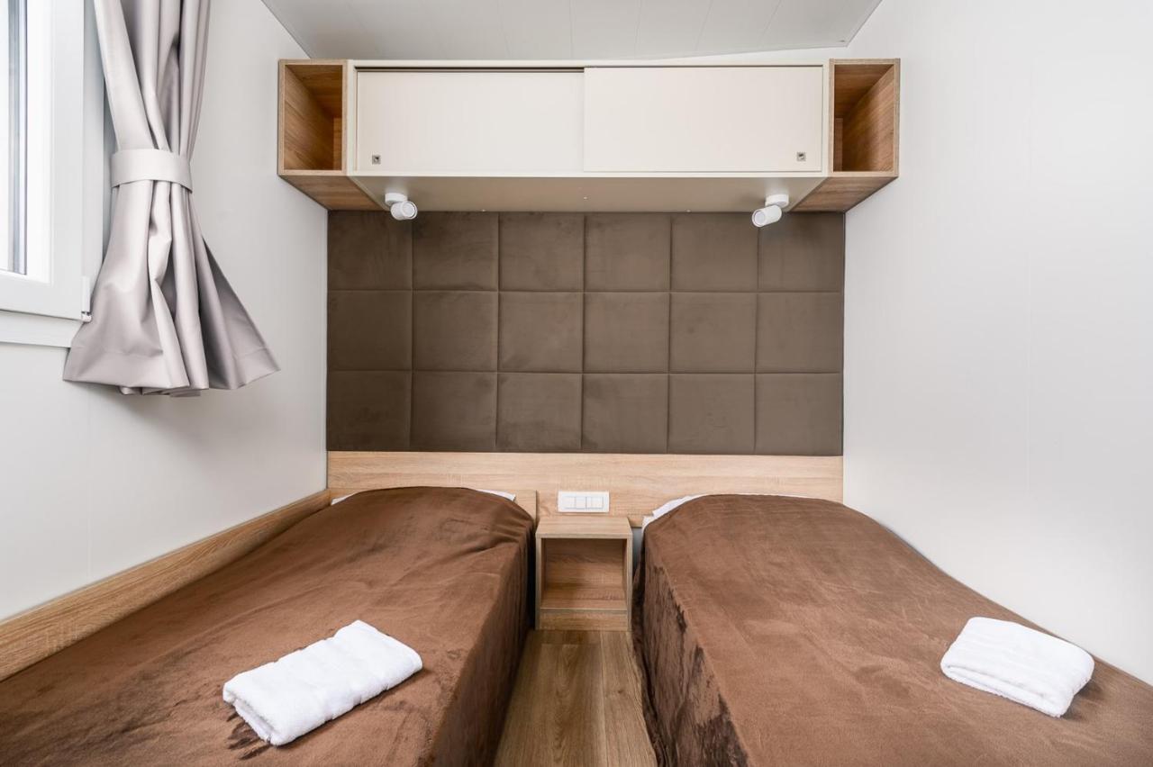 Adriamar Mobile Homes In Camping Park Umag Buitenkant foto
